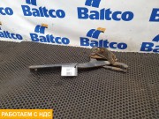 Петля решетки радиатора правая